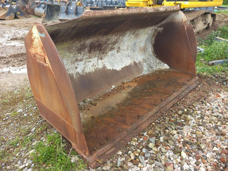 Komatsu WA380-8 Quick coupler & Bucket - Кофа за Строителна техника: снимка 1 Komatsu WA380-8 Quick coupler & Bucket - Кофа за Строителна техника: снимка 1