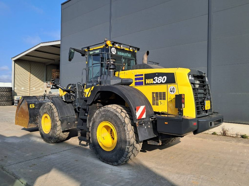 Komatsu WA380-8E0 - Колесен товарач: снимка 3 Komatsu WA380-8E0 - Колесен товарач: снимка 3
