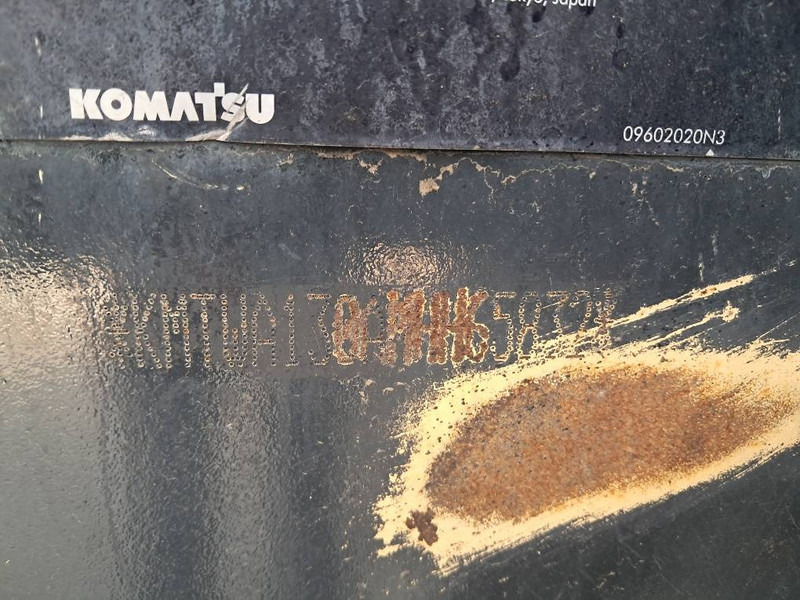 Колесен товарач Komatsu WA380-8E0: снимка 11