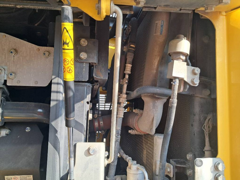 Komatsu WA380-8E0 - Колесен товарач: снимка 5 Komatsu WA380-8E0 - Колесен товарач: снимка 5