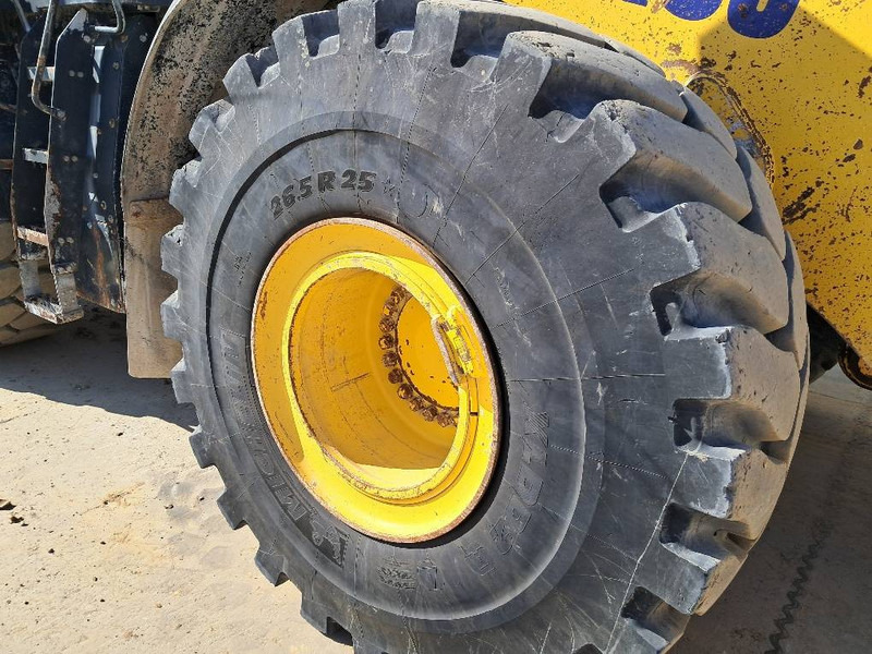 Komatsu WA475-10E0 - Колесен товарач: снимка 5 Komatsu WA475-10E0 - Колесен товарач: снимка 5