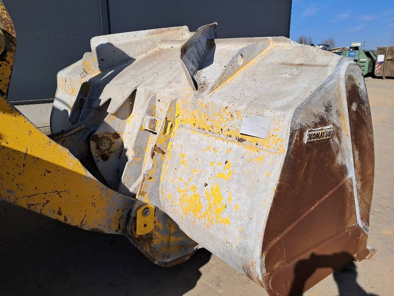 Komatsu WA475-10E0 - Колесен товарач: снимка 4 Komatsu WA475-10E0 - Колесен товарач: снимка 4