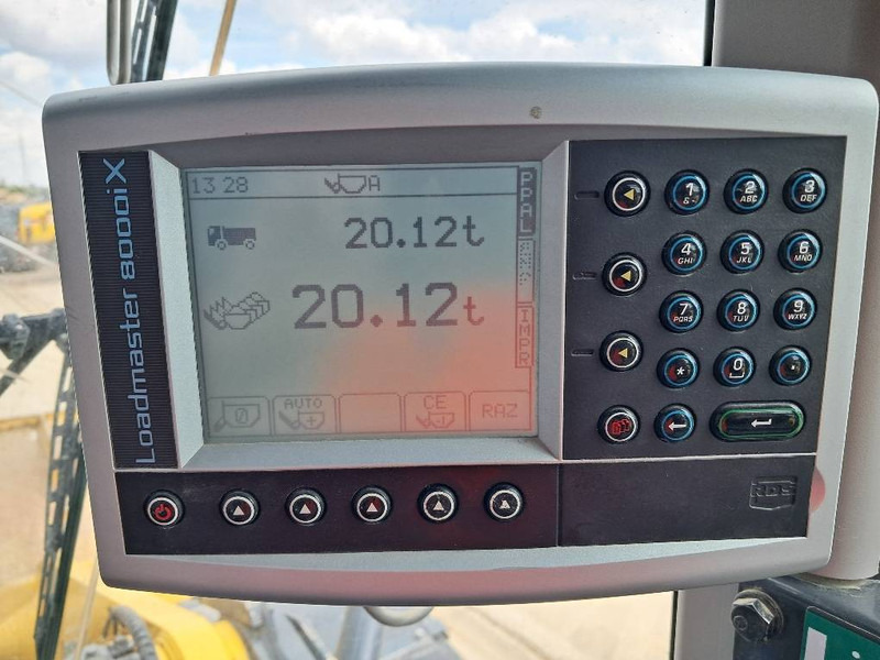 Komatsu WA480-8 - Колесен товарач: снимка 5 Komatsu WA480-8 - Колесен товарач: снимка 5