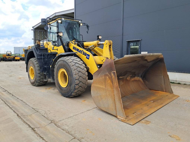 Komatsu WA480-8 - Колесен товарач: снимка 1 Komatsu WA480-8 - Колесен товарач: снимка 1