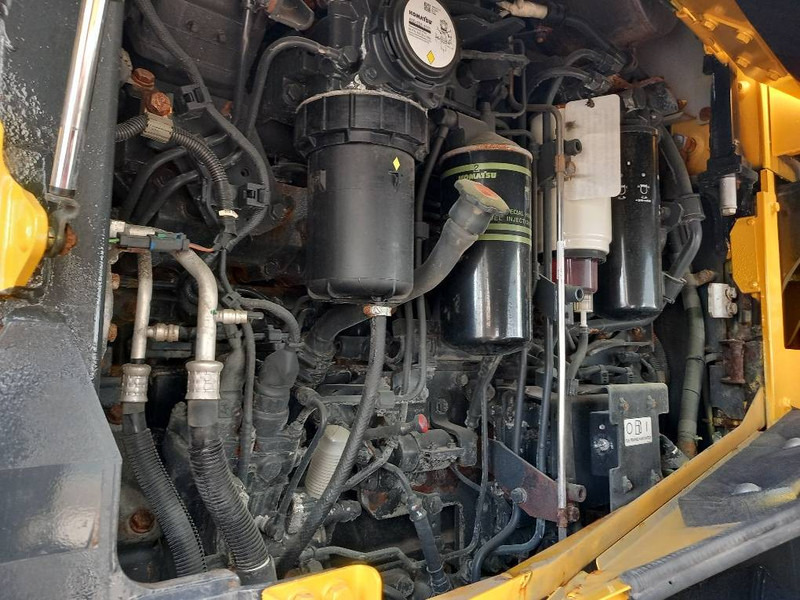 Komatsu WA480-8E0 - Колесен товарач: снимка 4 Komatsu WA480-8E0 - Колесен товарач: снимка 4