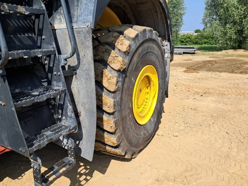 Komatsu WA500-8E0 - Колесен товарач: снимка 3 Komatsu WA500-8E0 - Колесен товарач: снимка 3