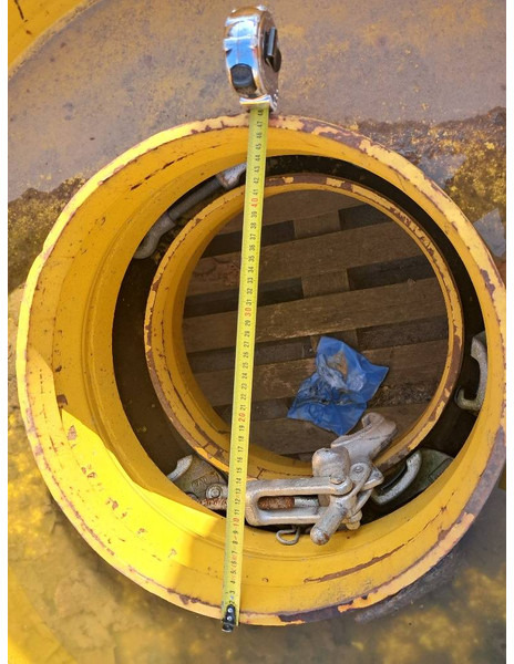 Record 12.4-36 - Гуми и джанти за Строителна техника: снимка 5 Record 12.4-36 - Гуми и джанти за Строителна техника: снимка 5