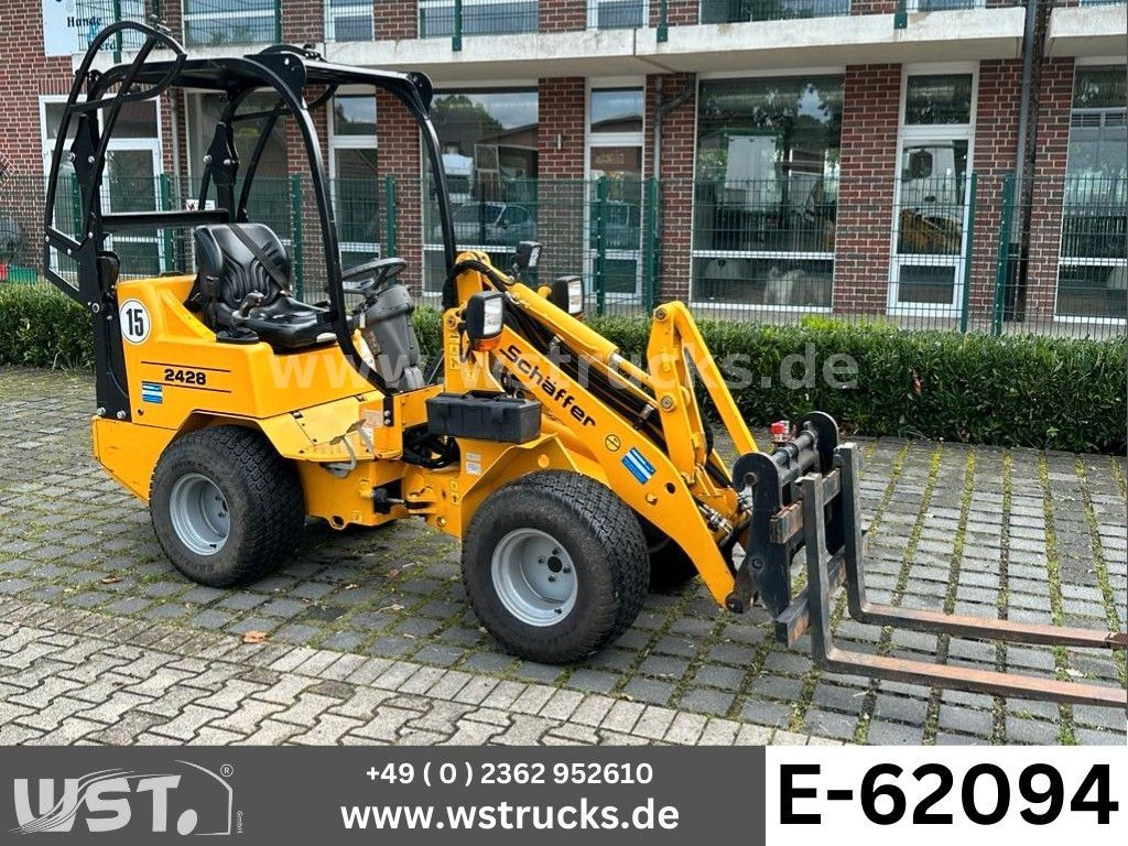 Schäffer 2428 SLT Fahrerschutzkabine , Gabel , Schaufel - Колесен товарач: снимка 1 Schäffer 2428 SLT Fahrerschutzkabine , Gabel , Schaufel - Колесен товарач: снимка 1