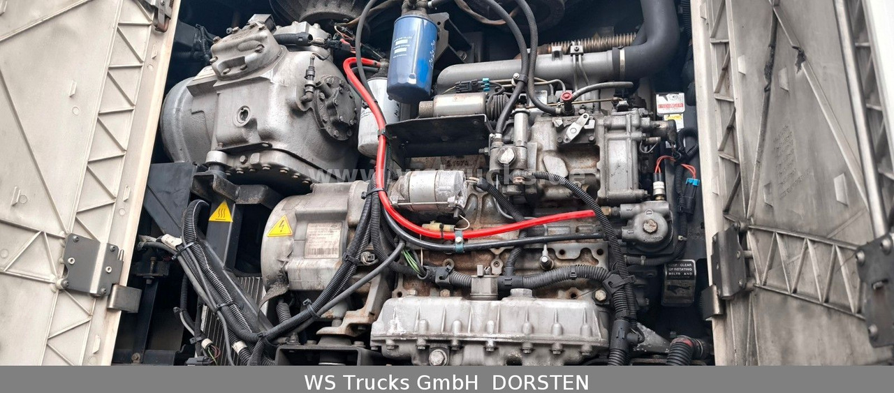 Schmitz Cargobull Kühlauflieger Rohrbahn Hooks | Vector 1850 MT - Затворена каросерия полуремарке: снимка 4 Schmitz Cargobull Kühlauflieger Rohrbahn Hooks | Vector 1850 MT - Затворена каросерия полуремарке: снимка 4