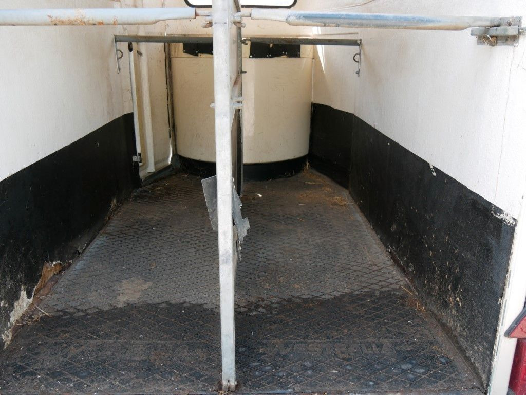 Westfalia Vollpoly 2 Pferde mit Sattelkammer - Ремарке за коне: снимка 4 Westfalia Vollpoly 2 Pferde mit Sattelkammer - Ремарке за коне: снимка 4