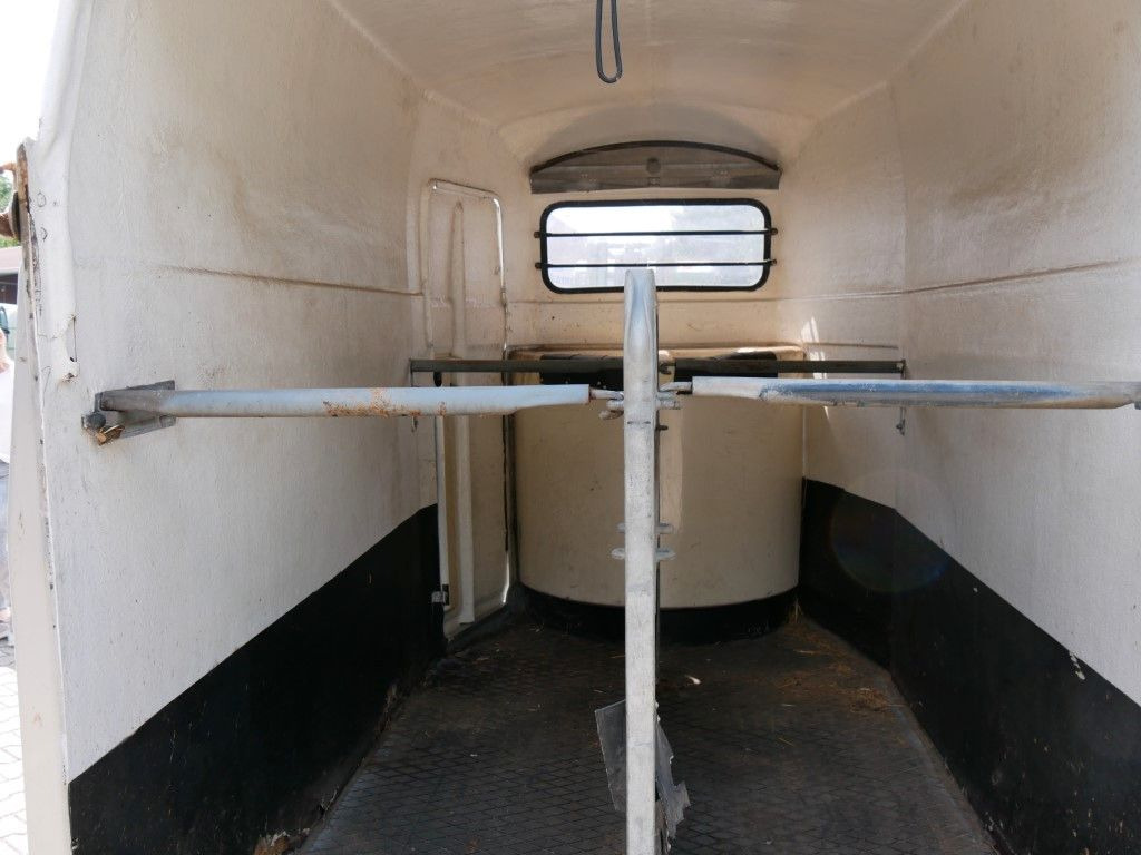 Westfalia Vollpoly 2 Pferde mit Sattelkammer - Ремарке за коне: снимка 3 Westfalia Vollpoly 2 Pferde mit Sattelkammer - Ремарке за коне: снимка 3