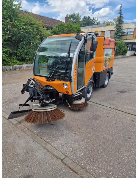 Bucher Kehrmaschine BUCHER-GUYER Kehrmaschine EG 4.500 kg Diesel Topzustand - Професионална метачна машина: снимка 4 Bucher Kehrmaschine BUCHER-GUYER Kehrmaschine EG 4.500 kg Diesel Topzustand - Професионална метачна машина: снимка 4