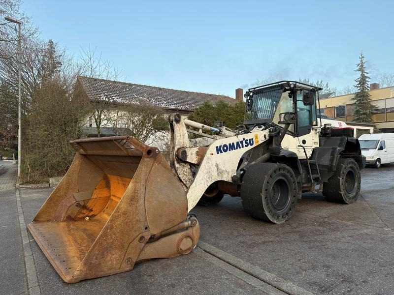 Komatsu WA 320-8 Klappsch. Hochlader WAAGE Schutzbel. Klim WA 320-8 Klappsch. Hochlader WAAGE Schutzbel. Klima - Колесен товарач: снимка 2 Komatsu WA 320-8 Klappsch. Hochlader WAAGE Schutzbel. Klim WA 320-8 Klappsch. Hochlader WAAGE Schutzbel. Klima - Колесен товарач: снимка 2