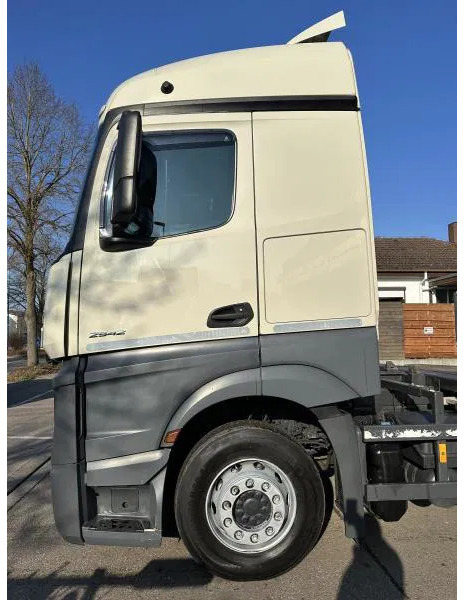 Mercedes-Benz Actros 2542 LL BDF Standard 6x2 LBW - Контейнеровоз/ Сменна каросерия камион: снимка 3 Mercedes-Benz Actros 2542 LL BDF Standard 6x2 LBW - Контейнеровоз/ Сменна каросерия камион: снимка 3
