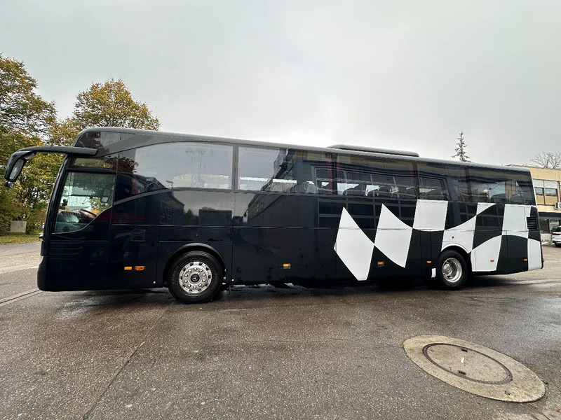 Mercedes-Benz Tourismo RHD*51 Sitze*WC*Küche*Retarder*Klima*410 PS 12 Liter Motor - Туристически автобус: снимка 3 Mercedes-Benz Tourismo RHD*51 Sitze*WC*Küche*Retarder*Klima*410 PS 12 Liter Motor - Туристически автобус: снимка 3