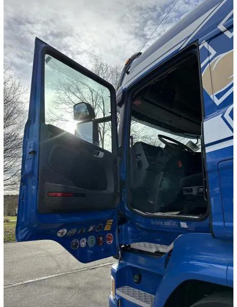 Камион за дърва Scania 6x2 Kurzholz LOGLIFT 125 ZT 93: снимка 16 Камион за дърва Scania 6x2 Kurzholz LOGLIFT 125 ZT 93: снимка 16