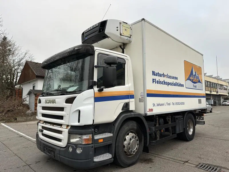 Scania P230 Fleisch Rohrbahnen - Рефрижератор камион: снимка 1 Scania P230 Fleisch Rohrbahnen - Рефрижератор камион: снимка 1