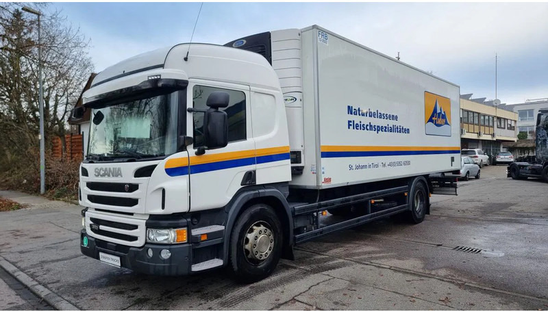 Scania P360 4X2 Fleisch Rohrbahnen Carrier Vector 1550 - Рефрижератор камион: снимка 1 Scania P360 4X2 Fleisch Rohrbahnen Carrier Vector 1550 - Рефрижератор камион: снимка 1