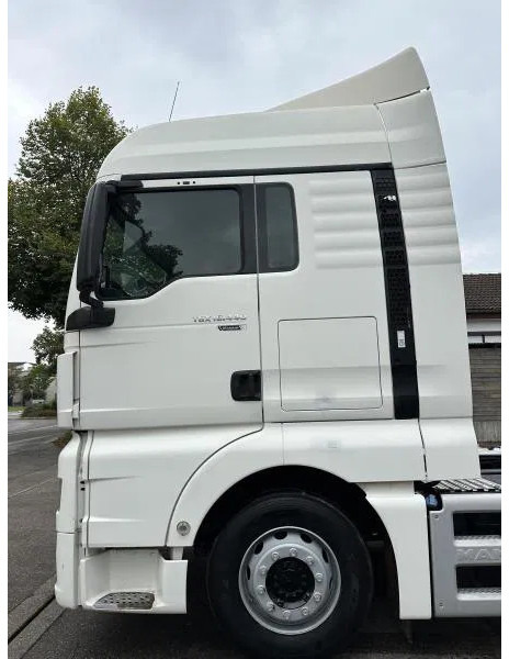 MAN TGX 18.440 XLX E6 Standard Intarder - Влекач: снимка 3 MAN TGX 18.440 XLX E6 Standard Intarder - Влекач: снимка 3