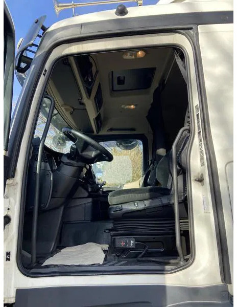 Влекач Mercedes-Benz Actros 1840 LS Standard Euro 6: снимка 11