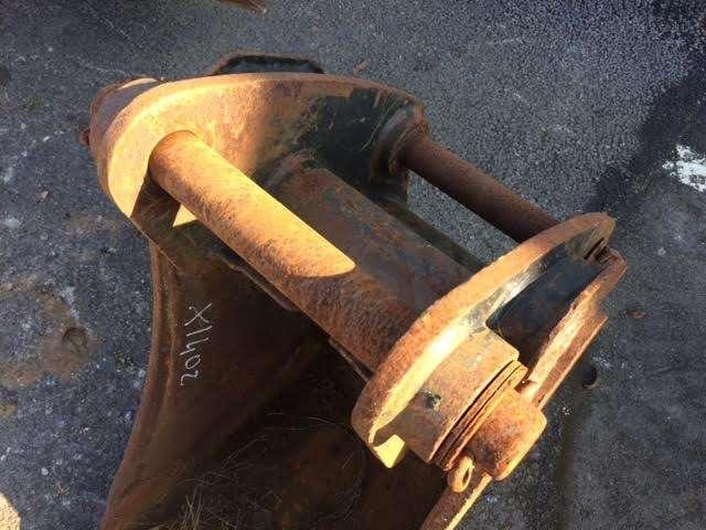 CATERPILLAR 415mm - Type Tractopelle - Кофа за багер: снимка 4 CATERPILLAR 415mm - Type Tractopelle - Кофа за багер: снимка 4