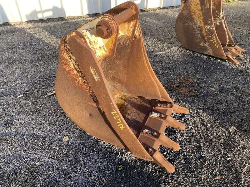 CATERPILLAR 570mm - type tractopelle - Кофа за багер: снимка 4 CATERPILLAR 570mm - type tractopelle - Кофа за багер: снимка 4