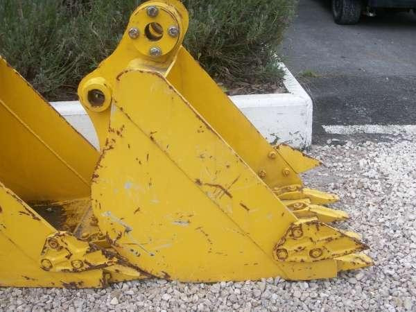 HYUNDAI R28-7 - 450MM - Кофа за багер: снимка 2 HYUNDAI R28-7 - 450MM - Кофа за багер: снимка 2