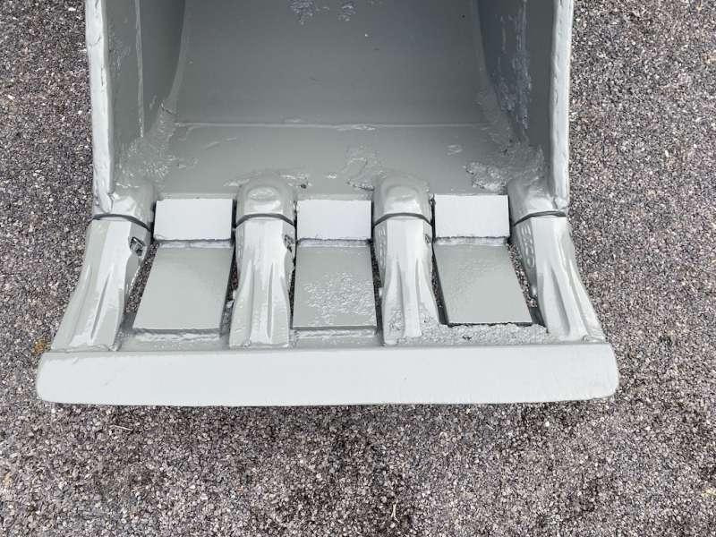 MECALAC Séries 8 / 10 / 11 / 12 - 620mm - Кофа за багер: снимка 2 MECALAC Séries 8 / 10 / 11 / 12 - 620mm - Кофа за багер: снимка 2