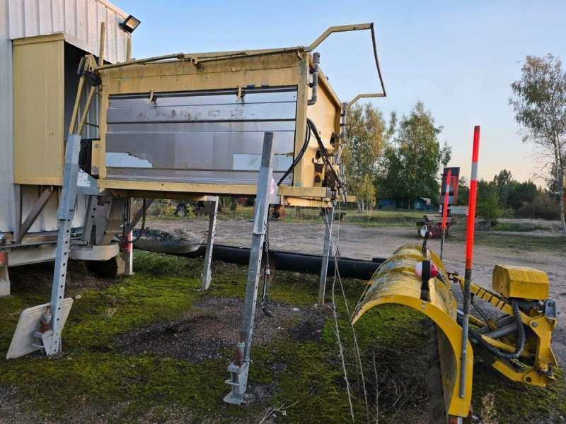 SALEUSE + LAME A NEIGE - Гребло за сняг, Машина за разпръскване на сол/ Пясък: снимка 2 SALEUSE + LAME A NEIGE - Гребло за сняг, Машина за разпръскване на сол/ Пясък: снимка 2