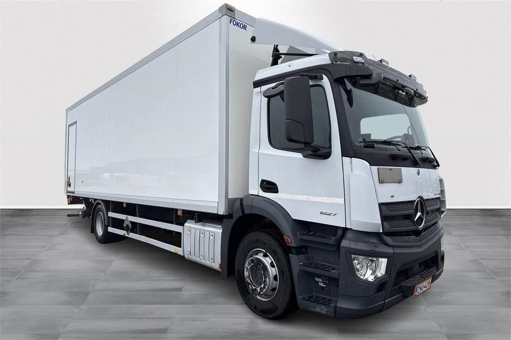 Mercedes-Benz ACTROS 1827 5 KSA-kori +PL - Камион фургон: снимка 4 Mercedes-Benz ACTROS 1827 5 KSA-kori +PL - Камион фургон: снимка 4