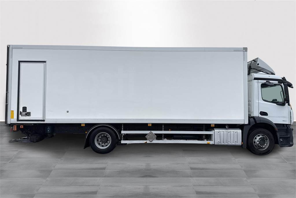 Mercedes-Benz ACTROS 1827 5 KSA-kori +PL - Камион фургон: снимка 5 Mercedes-Benz ACTROS 1827 5 KSA-kori +PL - Камион фургон: снимка 5
