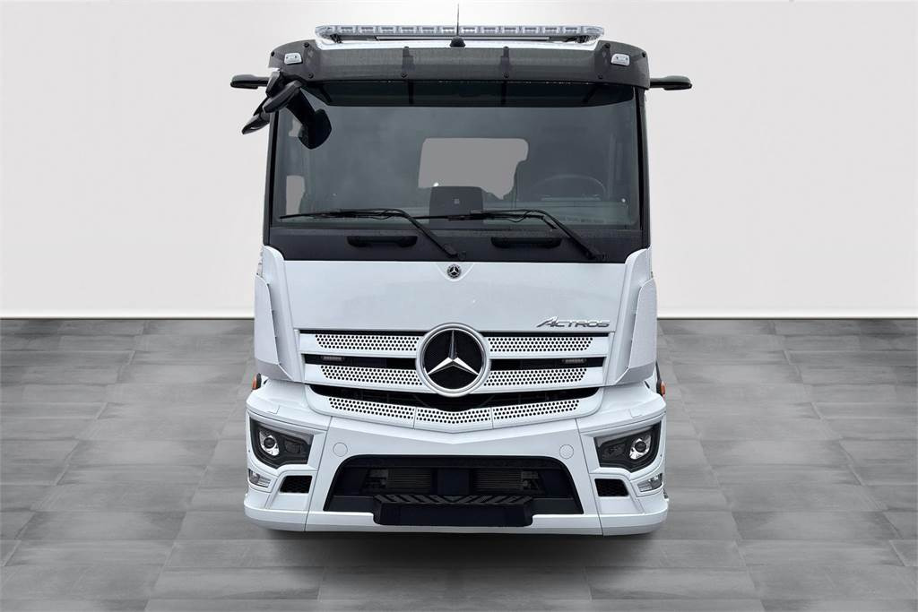 Mercedes-Benz ACTROS 2532 L 6x2 UUSI Nosturiauto - Камион с кран: снимка 2 Mercedes-Benz ACTROS 2532 L 6x2 UUSI Nosturiauto - Камион с кран: снимка 2