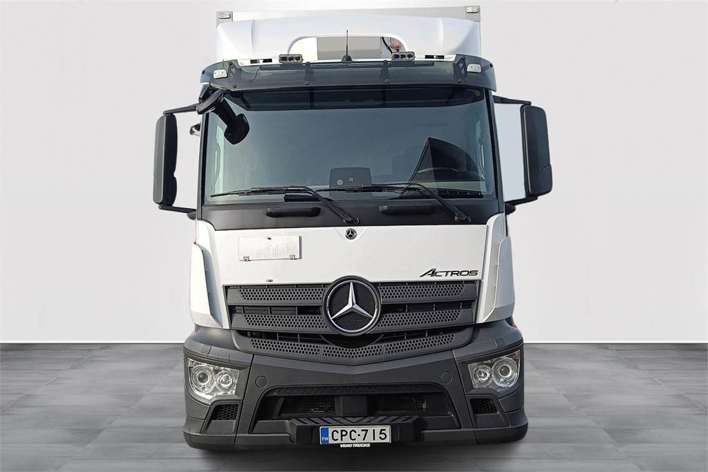 Mercedes-Benz ACTROS 5 SM 1827 L KSA - Изотермичен камион: снимка 2 Mercedes-Benz ACTROS 5 SM 1827 L KSA - Изотермичен камион: снимка 2