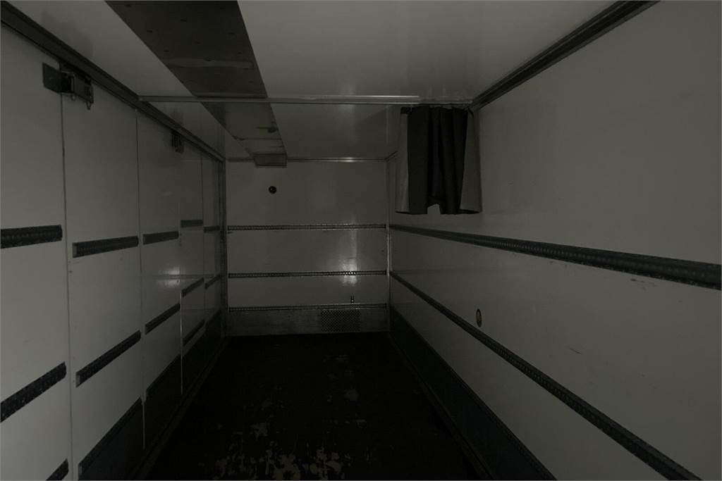 Mercedes-Benz ACTROS 5 SM 1827 L Ksa-kori + PL - Камион фургон: снимка 5 Mercedes-Benz ACTROS 5 SM 1827 L Ksa-kori + PL - Камион фургон: снимка 5