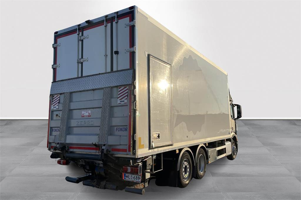 Mercedes-Benz ACTROS L 2551 6x2 FRC 06/2027 - Изотермичен камион: снимка 5 Mercedes-Benz ACTROS L 2551 6x2 FRC 06/2027 - Изотермичен камион: снимка 5