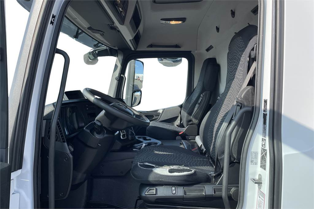 Изотермичен камион Mercedes-Benz Actros 1827 4x2 8,7m umpikori+PL nostin: снимка 8