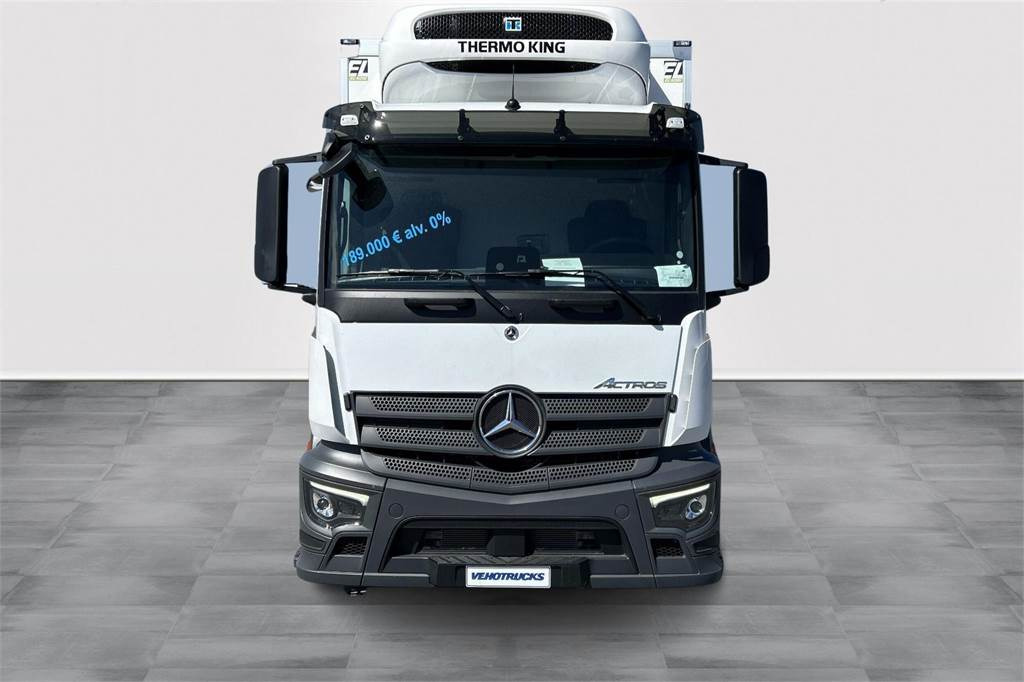 Mercedes-Benz Actros 1830 L nr 4x2 - Изотермичен камион: снимка 2 Mercedes-Benz Actros 1830 L nr 4x2 - Изотермичен камион: снимка 2
