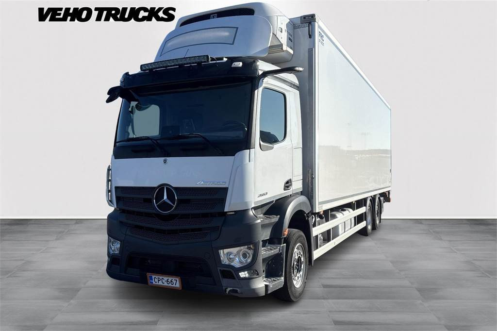 Mercedes-Benz Actros 2551 9.9m FRC 07/2027 - Изотермичен камион: снимка 2 Mercedes-Benz Actros 2551 9.9m FRC 07/2027 - Изотермичен камион: снимка 2
