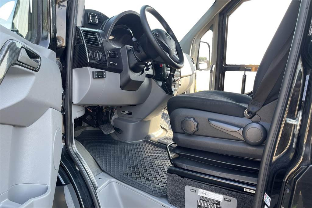 Училищен автобус, Пътнически бус Mercedes-Benz Sprinter 516 CDI A4A 1+16p: снимка 10