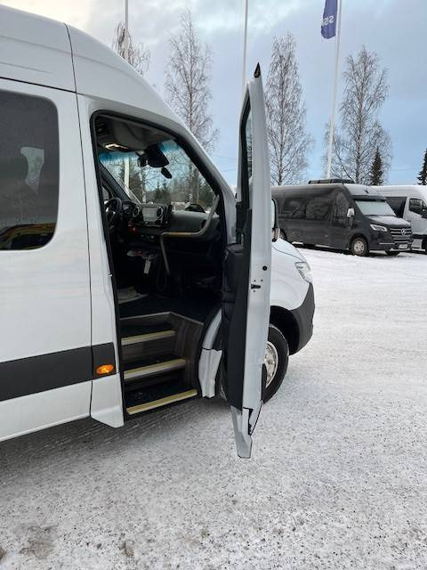 Mercedes-Benz Sprinter 517 CDI - Училищен автобус, Пътнически бус: снимка 4 Mercedes-Benz Sprinter 517 CDI - Училищен автобус, Пътнически бус: снимка 4