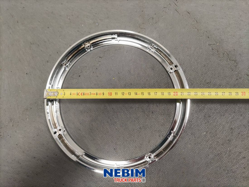 Hella Hella - UI9AG168666011 - Glasrand verchr. Hella 3003 - Резервни части за Камион: снимка 4 Hella Hella - UI9AG168666011 - Glasrand verchr. Hella 3003 - Резервни части за Камион: снимка 4