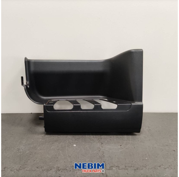 Volvo Volvo - 20529640 - Opstapbak FH / FM rechts - Резервни части: снимка 1 Volvo Volvo - 20529640 - Opstapbak FH / FM rechts - Резервни части: снимка 1