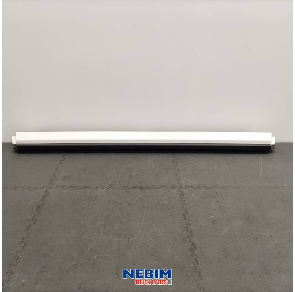 Volvo Volvo - 22256164 - Bumperspoiler midden FH4 / FM4 - Резервни части за Камион: снимка 1 Volvo Volvo - 22256164 - Bumperspoiler midden FH4 / FM4 - Резервни части за Камион: снимка 1
