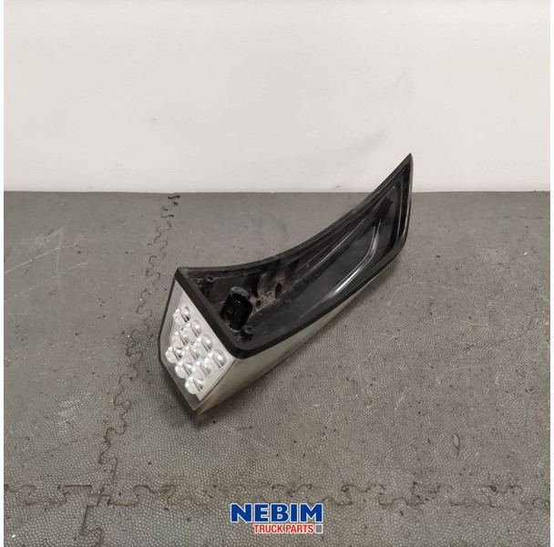 Volvo Volvo - 82151205 - Knipperlicht FH4 rechts - Резервни части: снимка 2 Volvo Volvo - 82151205 - Knipperlicht FH4 rechts - Резервни части: снимка 2