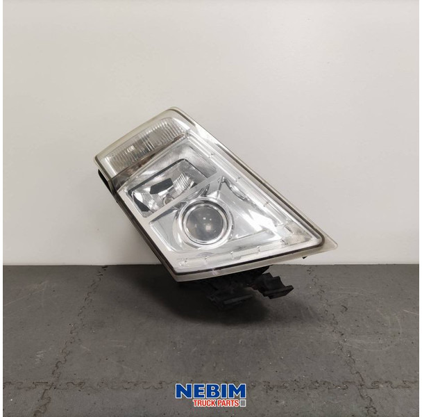 Volvo Volvo - 82304585 - Koplamp FH / FM rechts - Резервни части: снимка 1 Volvo Volvo - 82304585 - Koplamp FH / FM rechts - Резервни части: снимка 1