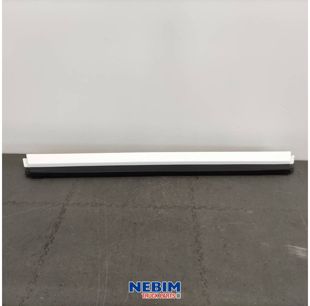 Volvo Volvo - 84173254 - Bumperspoiler midden - Резервни части за Камион: снимка 1 Volvo Volvo - 84173254 - Bumperspoiler midden - Резервни части за Камион: снимка 1