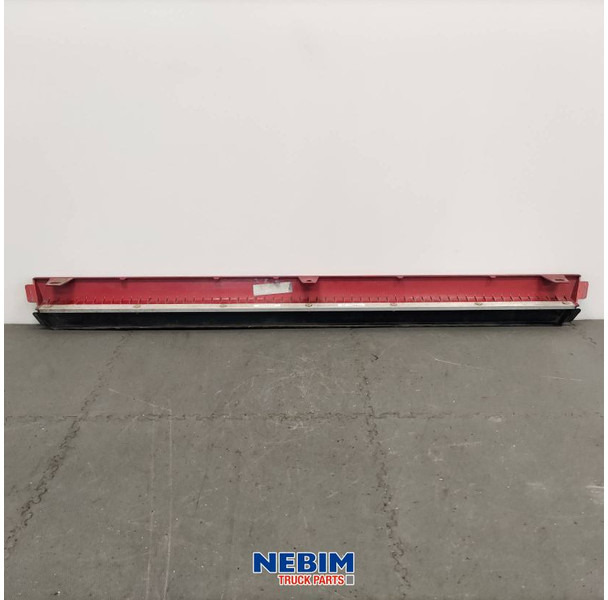 Volvo Volvo - 84173254 - Bumperspoiler midden - Резервни части за Камион: снимка 2 Volvo Volvo - 84173254 - Bumperspoiler midden - Резервни части за Камион: снимка 2