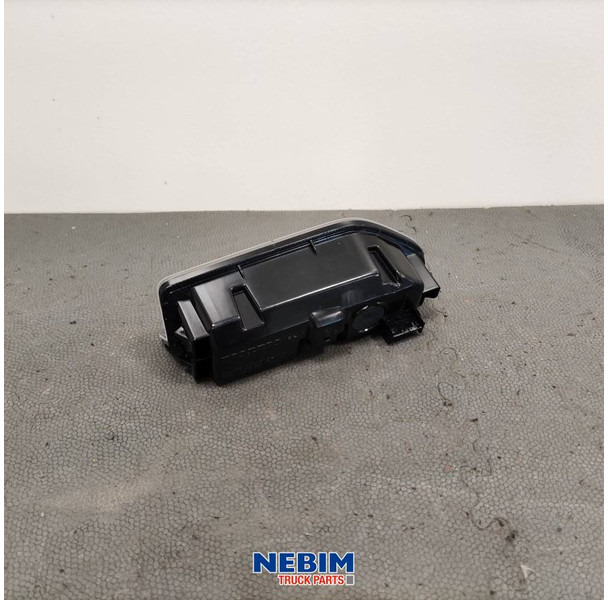 Volvo Volvo - 84810911 - Binnenlicht rechts R/W - Резервни части за Камион: снимка 2 Volvo Volvo - 84810911 - Binnenlicht rechts R/W - Резервни части за Камион: снимка 2