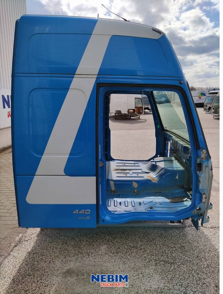 Volvo Volvo - 85103676 - Cabine FH Globetrotter L2H2 - Резервни части за Камион: снимка 4 Volvo Volvo - 85103676 - Cabine FH Globetrotter L2H2 - Резервни части за Камион: снимка 4