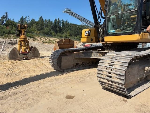 Верижен багер Cat 320-07 MIETE / RENTAL OQ 70/55 (12000965): снимка 10 Верижен багер Cat 320-07 MIETE / RENTAL OQ 70/55 (12000965): снимка 10